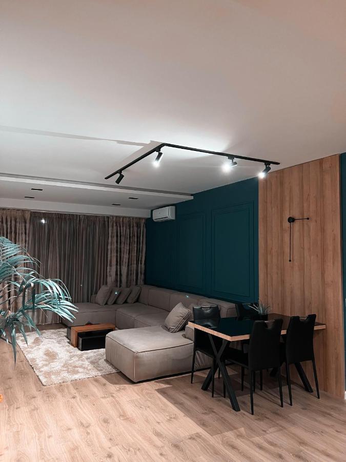 Aia Suites & Apartments Tirana Kültér fotó