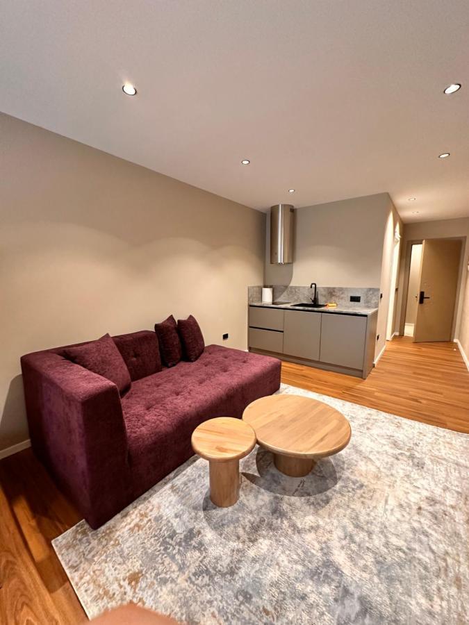 Aia Suites & Apartments Tirana Kültér fotó