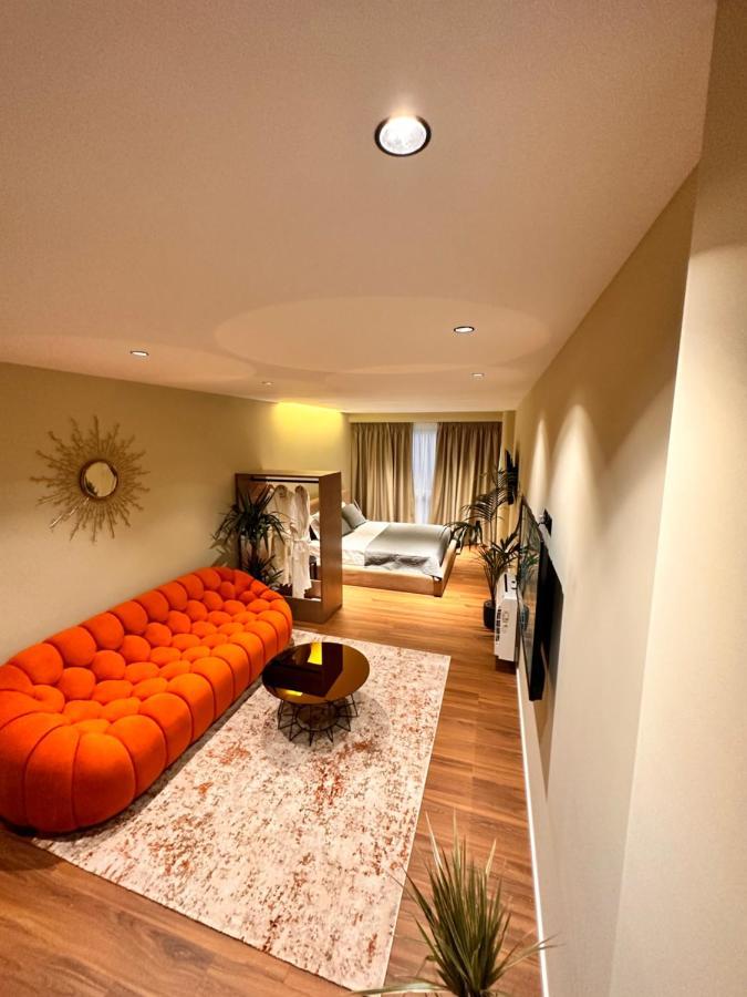 Aia Suites & Apartments Tirana Kültér fotó