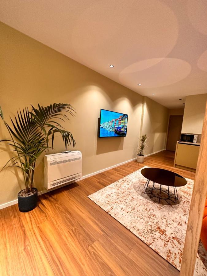 Aia Suites & Apartments Tirana Kültér fotó