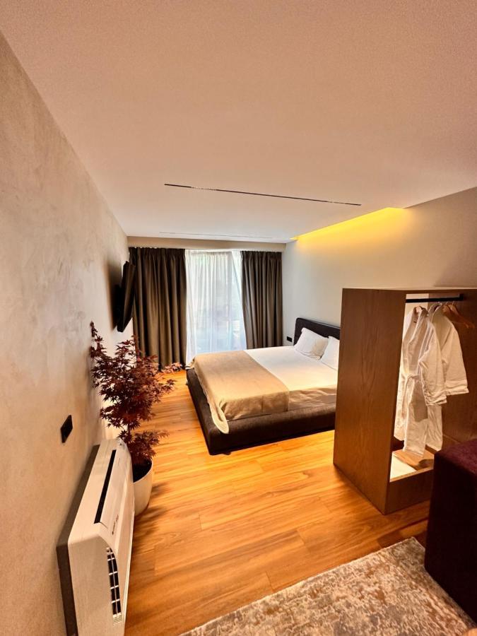 Aia Suites & Apartments Tirana Kültér fotó
